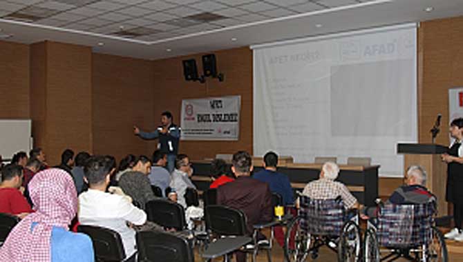 Engelli bireylere afet eğitimi