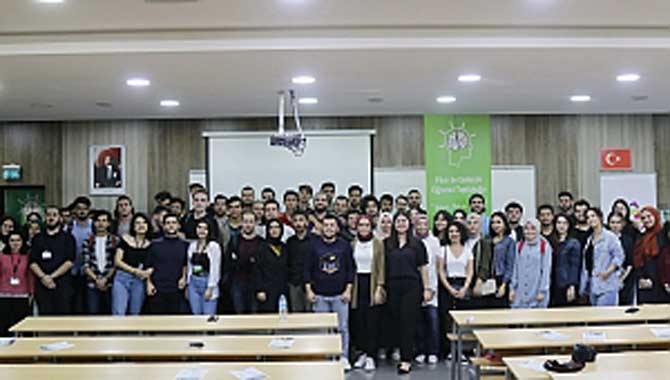 Fikir ile Gelecek Topluluğu Tanıştı