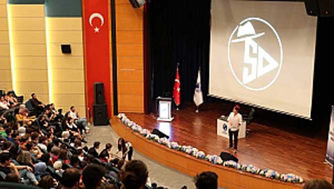 Girişimcilik Zirvesi Düzenlendi