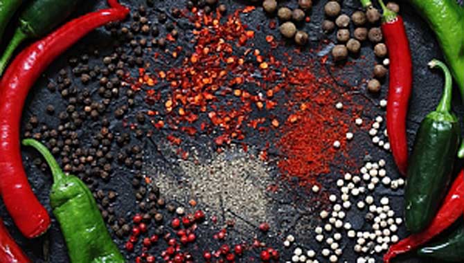 Günde 2 adet kırmızı biber tüketmek sağlık veriyor! 