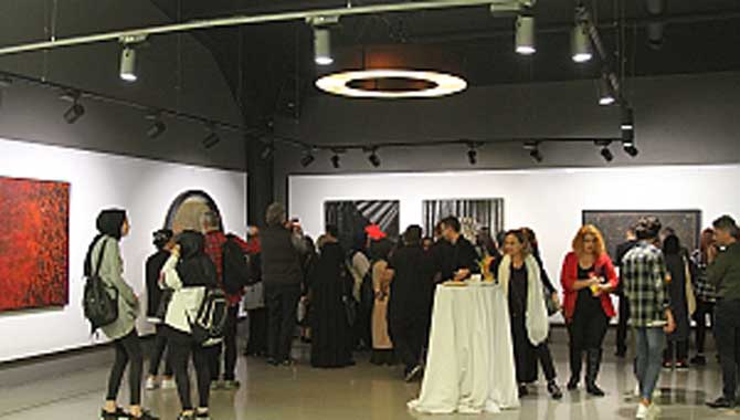 'Hakikat' Kaligrafi sergisi beğeni kazandı