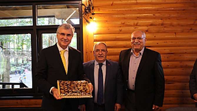 İnsanı ve doğayı merkeze alan bir anlayış