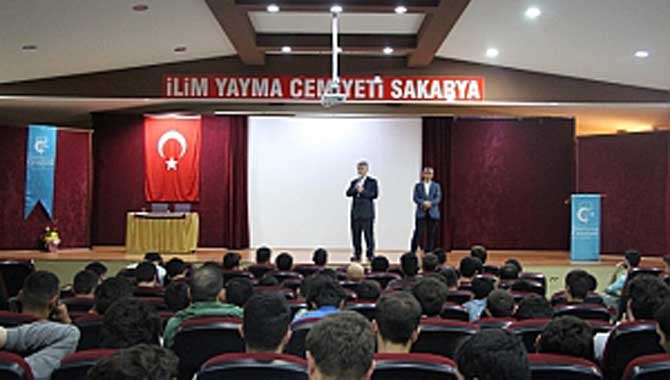 (İYC) NFK ÖĞRENCİLERİNDEN TANIŞMA TOPLANTISI