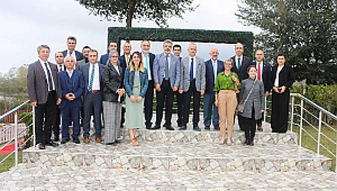 Karasu’da fizik tedavi ünitesi açıldı