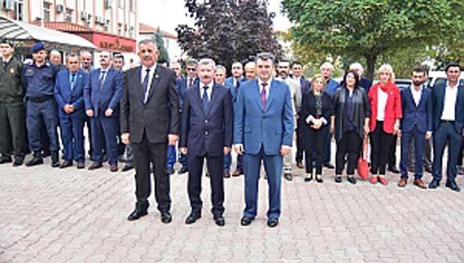 “Karasu’da Muhtarlar Günü Kutlandı”