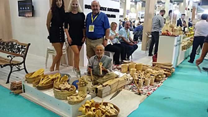 KAŞIK USTASI SABRİ ÖZŞAHİN ANTALYA YÖREX’in GÖZDESİ OLDU