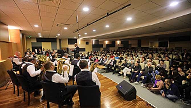 Kent Orkestrası'ndan muhteşem gece