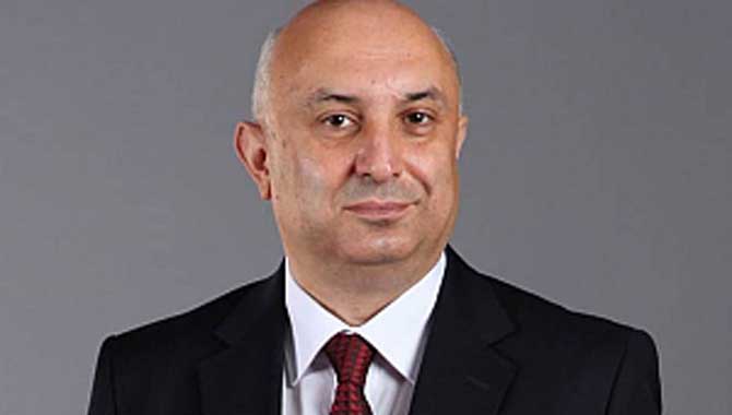 ÖZKOÇ: “MADEM RAHATSIZ DEĞİLSİNİZ, GEREĞİNİ YAPIN!”