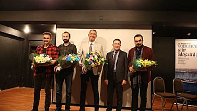 Şairler Serdivan Anadolu Lisesinde