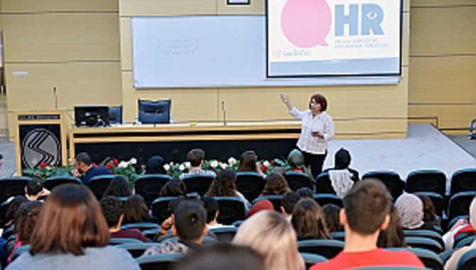 SAÜ’de ‘Metin Yazarlığı’ Konferansı Düzenlendi