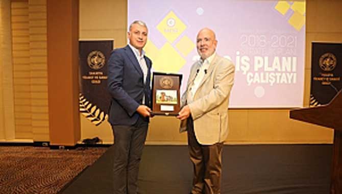 Serdengeçti Türkiye ve Dünya ekonomisini değerlendirdi