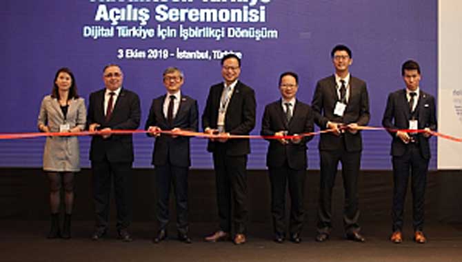 TAYVANLI TEKNOLOJİ DEVİ TÜRKİYE OFİSİNİ AÇTI