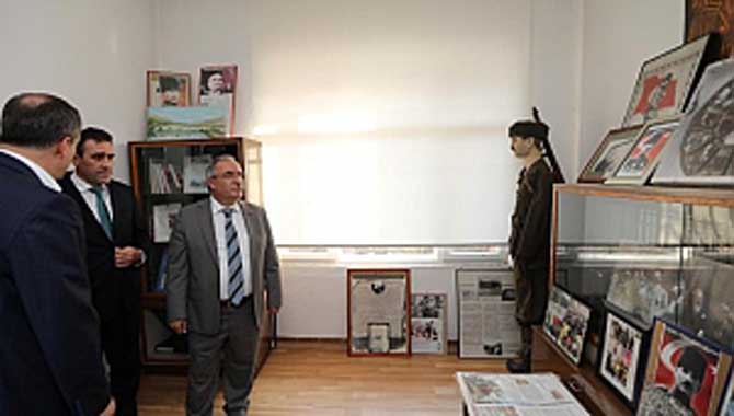 Vali Nayir Uğur Balkuv Triko Fabrikasında İncelemelerde Bulundu