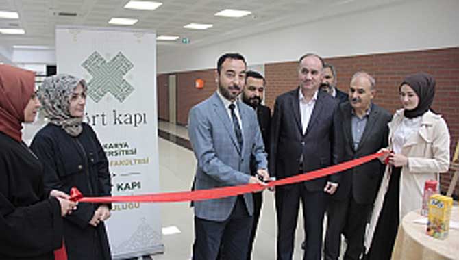 Yaşayan Harfler Hat Sergisi Açıldı