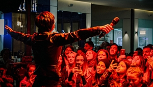 Aystown Kapılarını Muhteşem Bir Programla Açtı