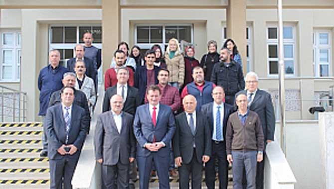 BAŞKAN GÜNDOĞDU ÖĞRETMENLERİN GÜNÜNÜ KUTLADI