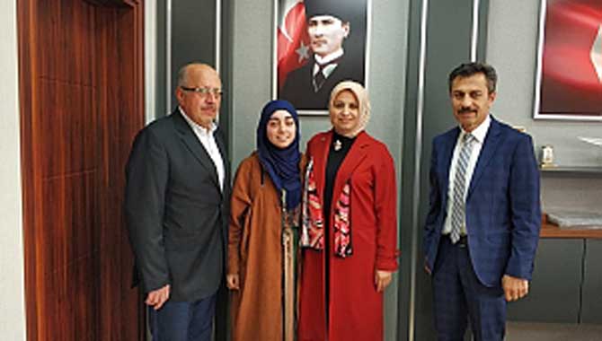 Cemil Meriç Sosyal Bilimler Lisesi’nden Gururlandıran Başarı