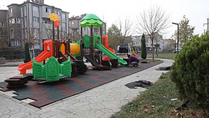 Çocuk Dostu Adapazarı Yeni Parklarına Kavuşuyor