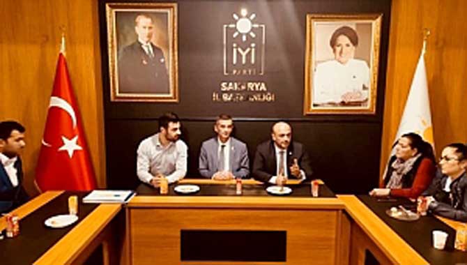 Dikbayır’dan Adapazarı İlçe Başkanlığına teşekkür ziyareti