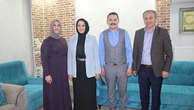 Fazilet Durmuş, Öğretmen Kayacı Ailesine Misafir Oldu. 