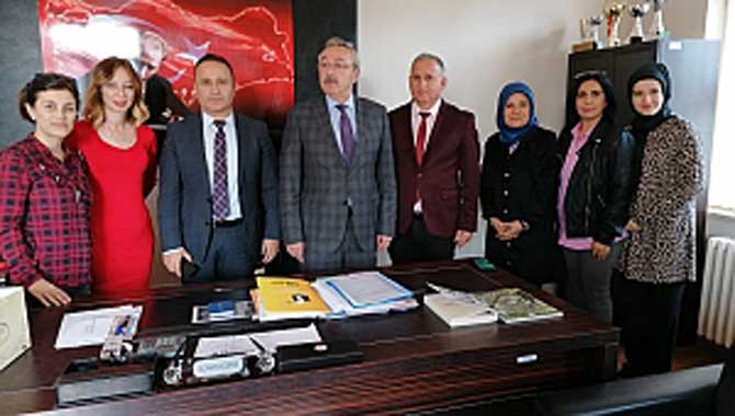 Gönülleriyle yola çıktılar.. 