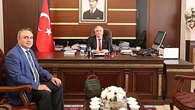 Hendek Kaymakamı Acır’dan Vali Nayir’e Ziyaret