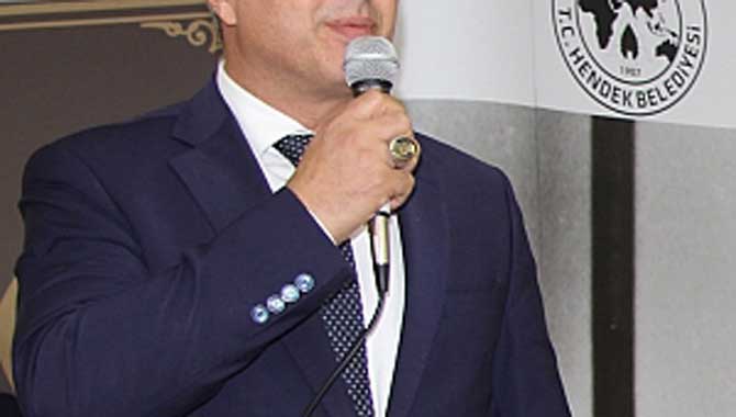 Hendek'te öğretmenlere özel kutlama