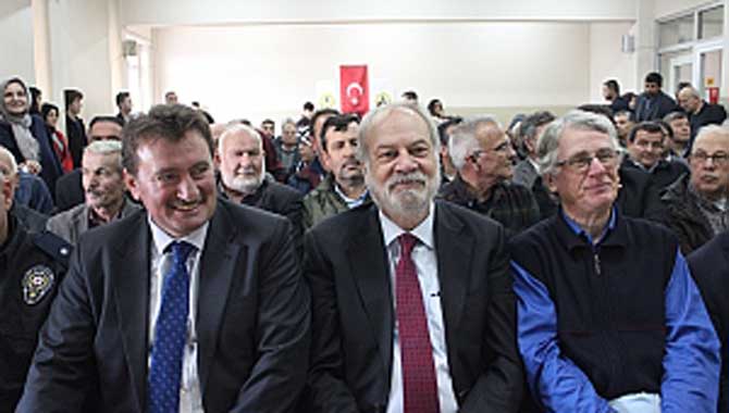 İSEN ‘NALKÖYÜ’ KİTABINI DOĞDUĞU YER FERİZLİ İÇİN İMZALADI