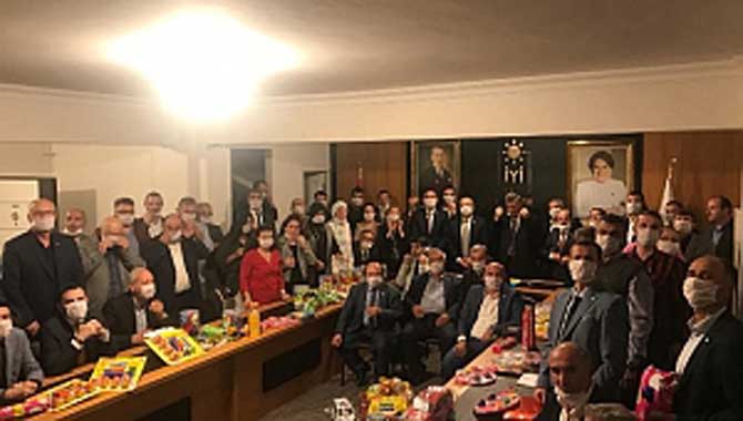 İYİ PARTİ'DEN LÖSEMİLİ ÇOCUKLARA ANLAMLI DESTEK