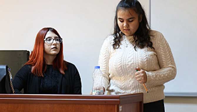 Kafka’nın Kleine Fabel Kitabını Yorumladılar