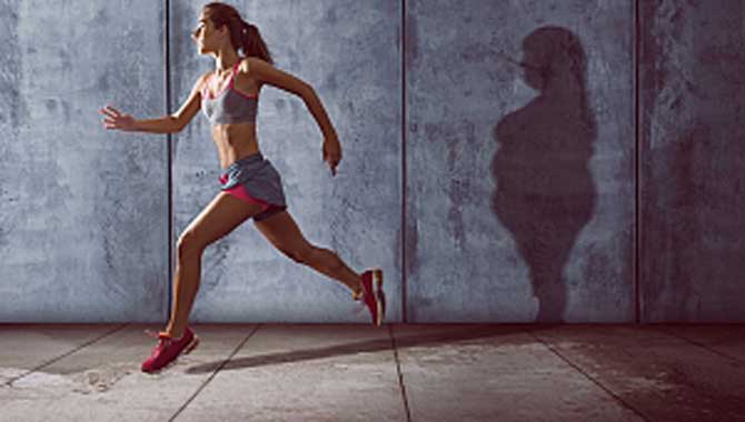 KARIN BÖLGESİNDEKİ YAĞLARDAN 8 ADIMDA KURTULUN!