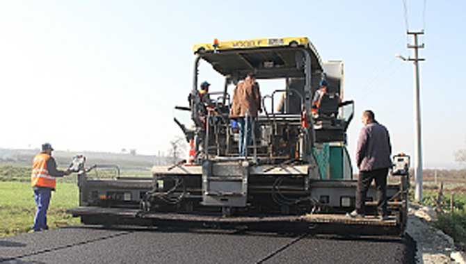 Kaynarca İmamlar’da yollar yenilendi