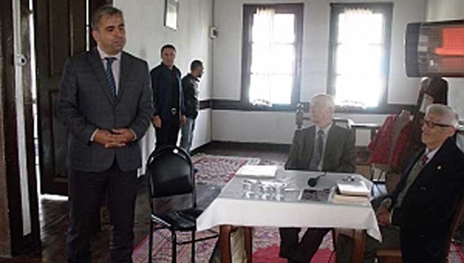 TARAKLI’DA ÖĞRETMENLERLE SÖYLEŞİ YAPTI