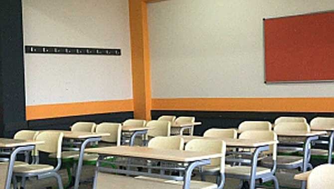 Tes-İş Anadolu Lisesi 9 günlük tatilde sil baştan yenilendi