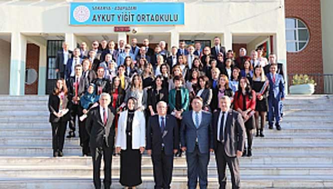 Vali Nayir Öğretmenlerle Bir Araya Geldi