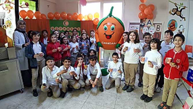 Arifiye Bekir Sıtkı Durgun’da C Vitamini Şenliği