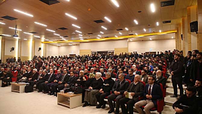 “İsmail Cerrahoğlu tefsir alanında Türkiye’de çığır açmıştır”