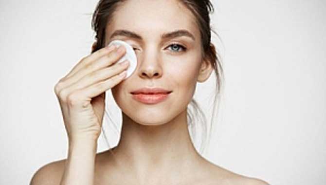 Kirpik diplerinizi yeterince temizliyor musunuz?