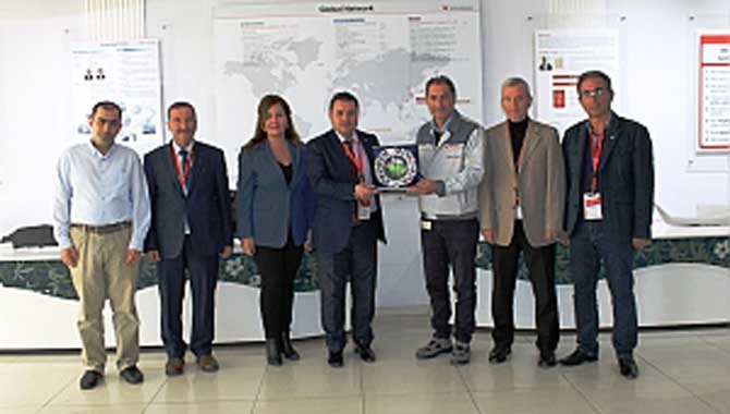  Toyota Türkiye Ailesine Olgunlar’dan Teşekkür Plaketleri