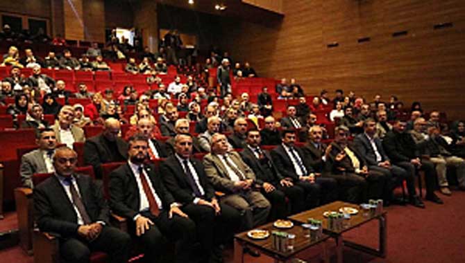 Vali Nayir Balkanlarda Azınlıklar ve İslamofobi Konulu Konferansa Katıldı