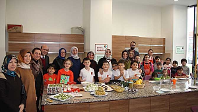 “Yerli malı ürünler ülke ekonomisine katkı sağlar”