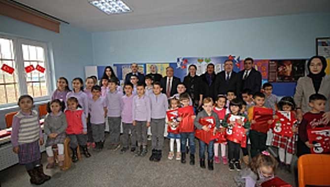 212 bin Öğrencimiz Karnelerini Alarak Tatile Çıktılar