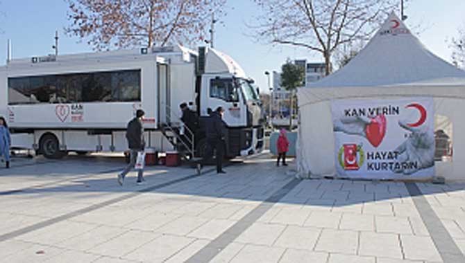 545 ünite kan toplandı