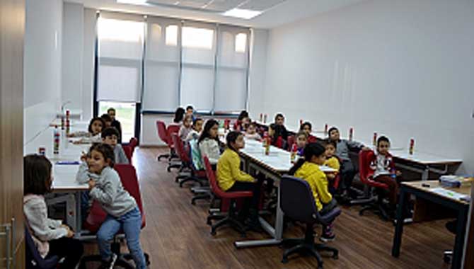 ‘Hayalindeki Oyuncak Hayat Bulsun’ Karasu SGM’de başladı