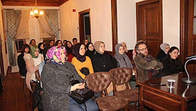 “İnternet platformları sinemanın yerini tutmaz”