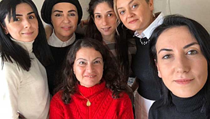 İYİ PARTİDEN MAĞDUR KADINA ZİYARET