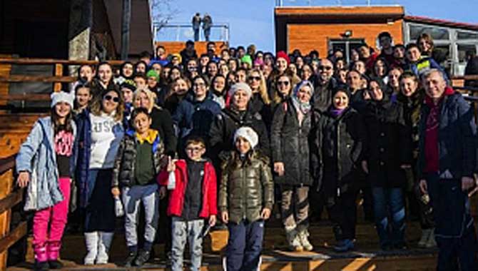 Mithatpaşa Ortaokulu Kartepe’de