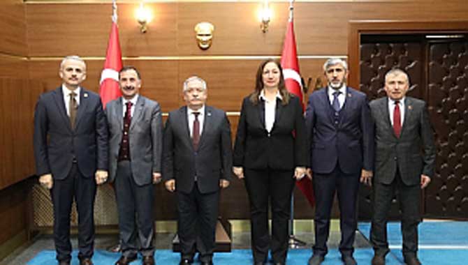 Oryantiring ve TBBDF Federasyon Heyetlerinden Vali Nayir’e Ziyaret 