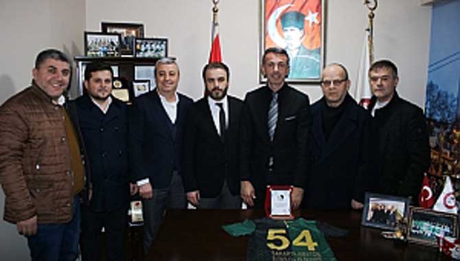 Sakaryaspor'a Amatör Destek