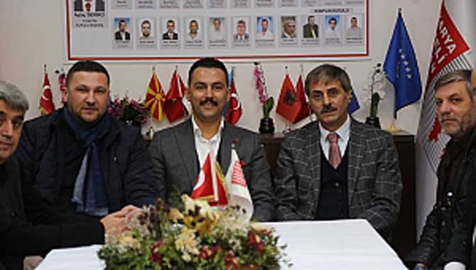 Serdivanımıza Derneklerimizle Birlikte Hizmet Ediyoruz